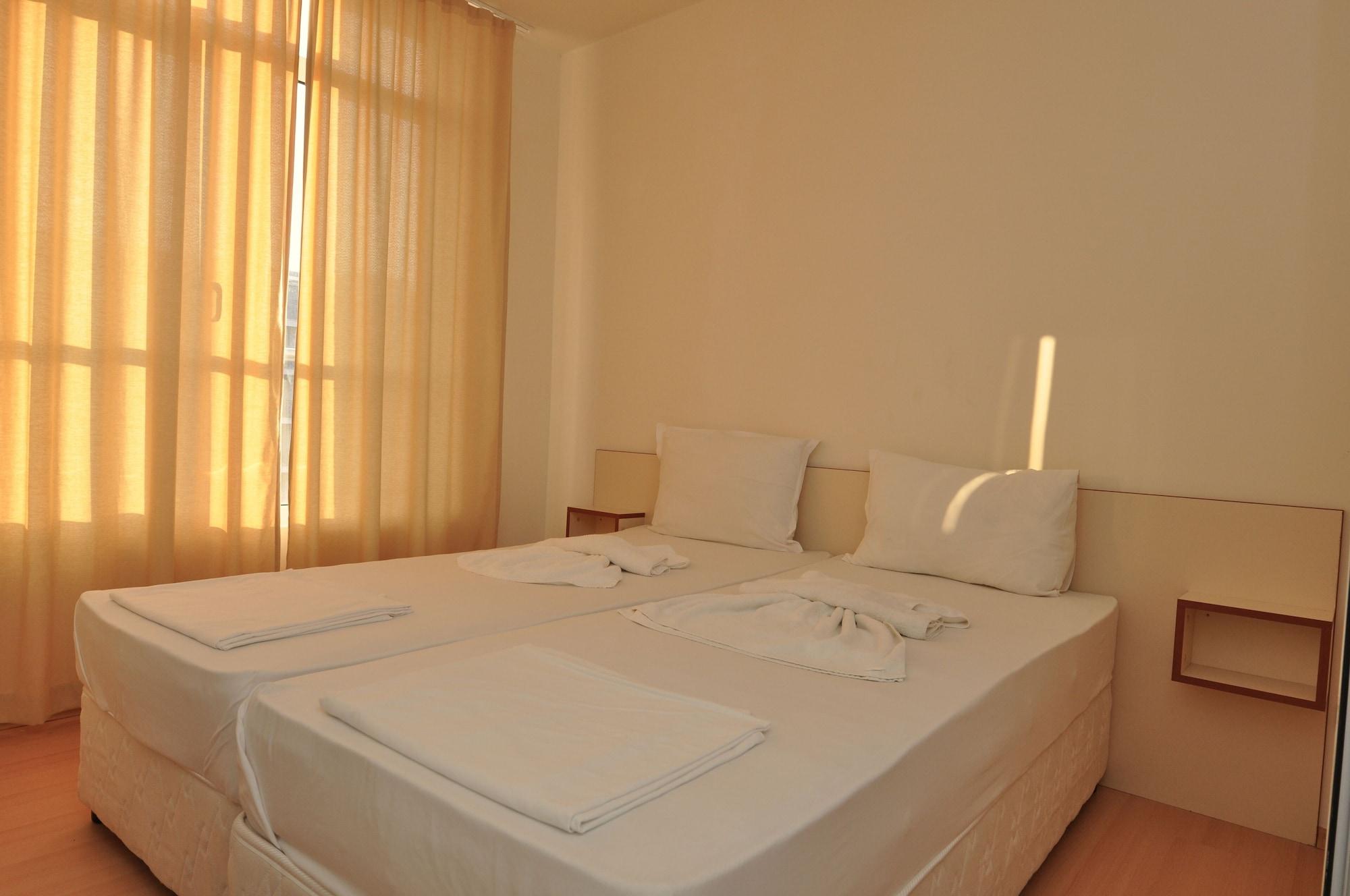 Rainbow 2 Holiday Complex ساني بيتش المظهر الخارجي الصورة