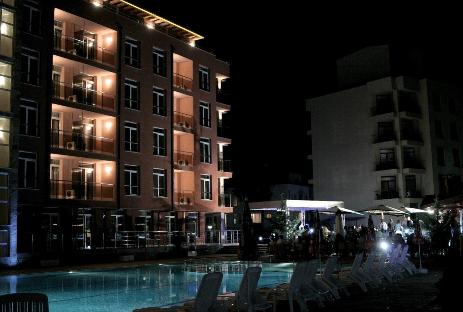 Rainbow 2 Holiday Complex ساني بيتش المظهر الخارجي الصورة